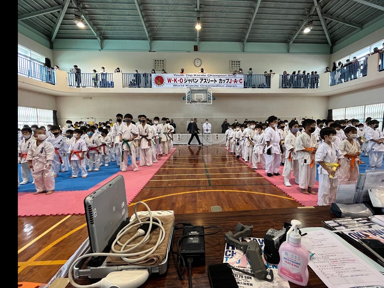 空手大会での活動の風景